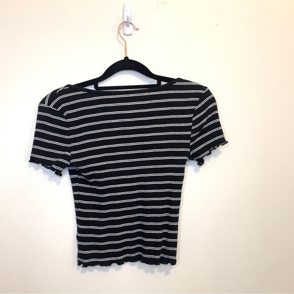 Aeropostale Striped V-Neck Cropped T-Shirt Lettuce Hem Henley Tee SMALL - Picture 3 of 11
